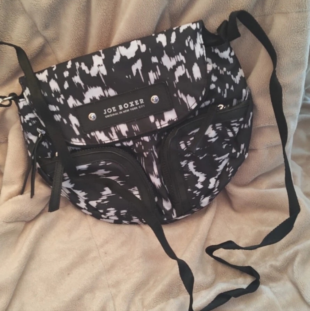 Joe Boxer Monochrome Patterned Bag